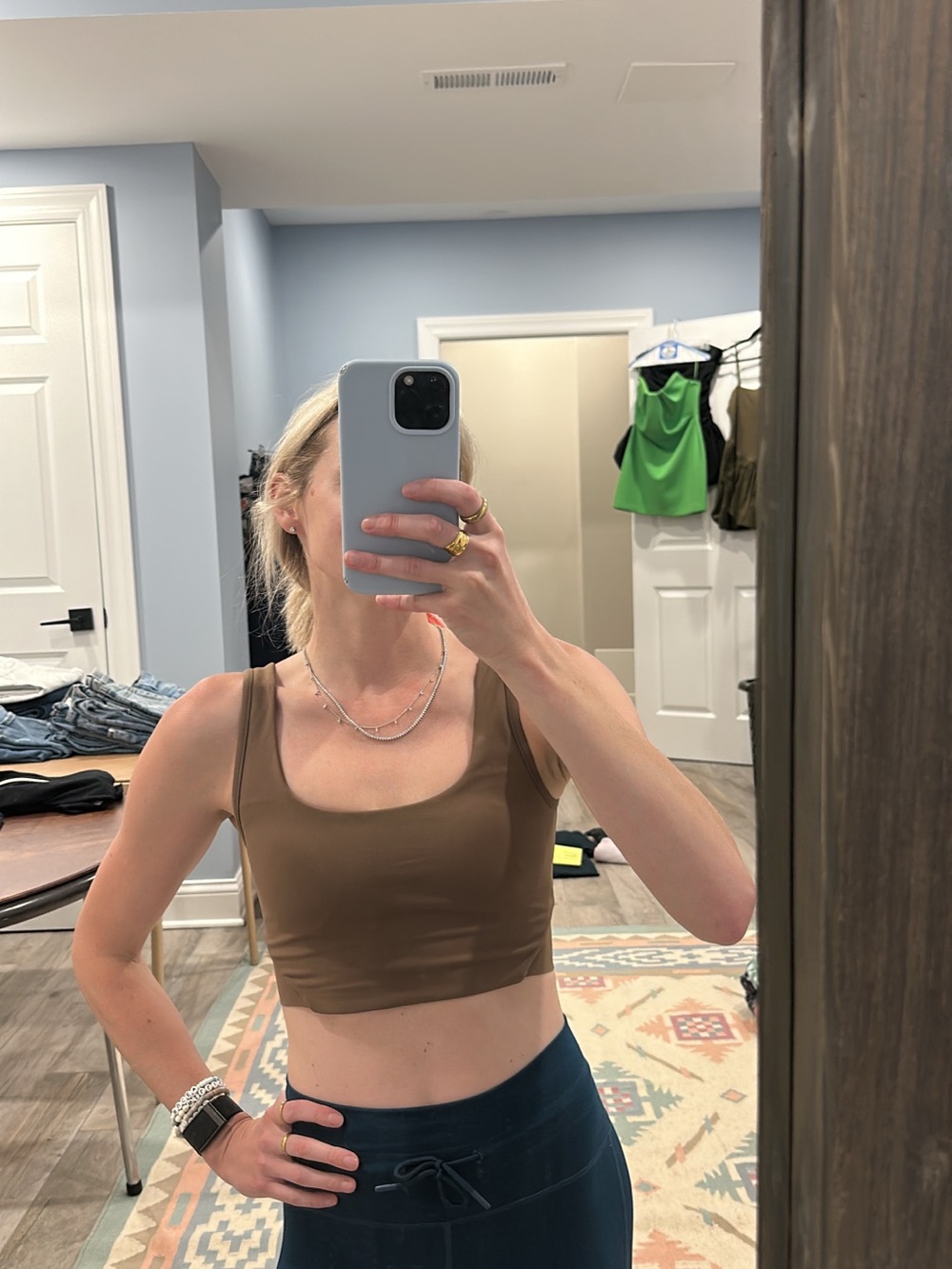 CREAM yoga top - Picture 3 of 3